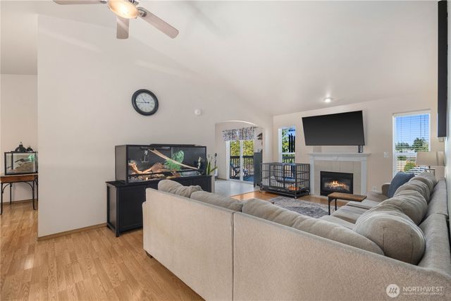 10430 Carter Street SE, Yelm, WA 98597