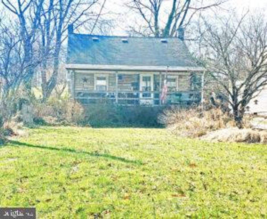 527 BAUMGARDNER RD, Willow Street, PA 17584