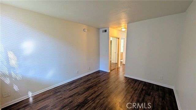 18620 Hatteras St 119, Tarzana (los Angeles), CA 91356