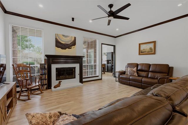 708 Colony Drive, Edmond, OK 73003