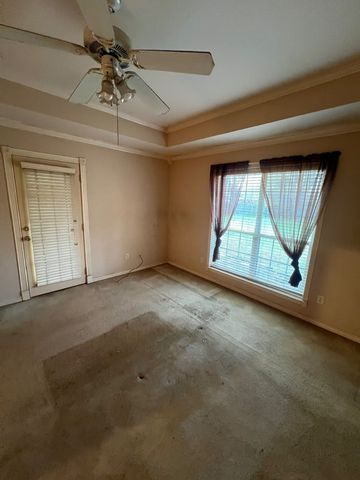 3236 Lexington Drive, Tyler, TX 75701