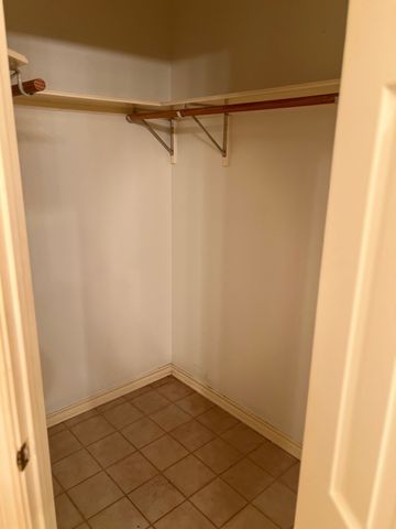 3236 Lexington Drive, Tyler, TX 75701