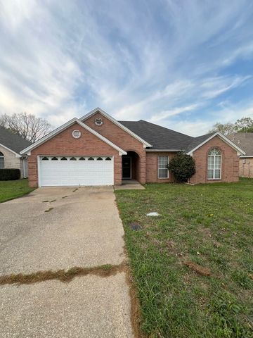 3236 Lexington Drive, Tyler, TX 75701