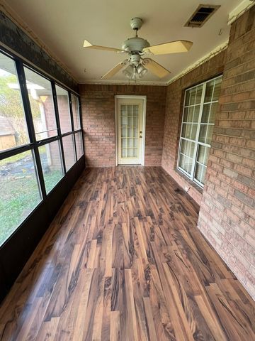 3236 Lexington Drive, Tyler, TX 75701