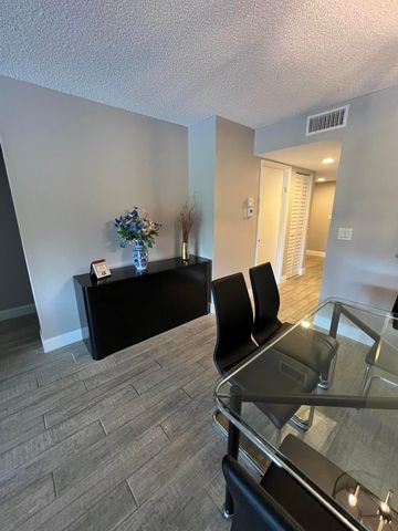 7340 Amberly Lane 205, Delray Beach, FL 33446