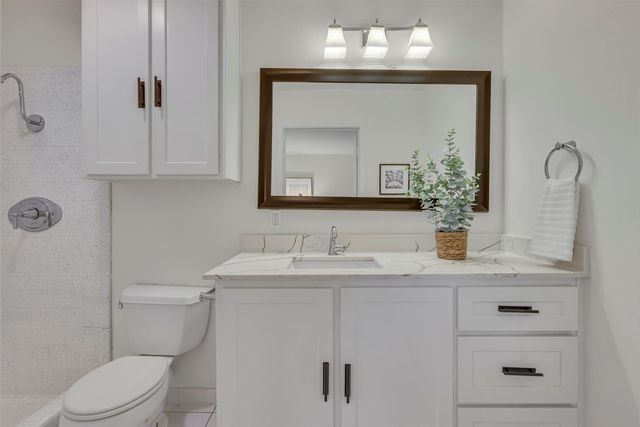 5229 Cockrell Avenue, Fort Worth, TX 76133