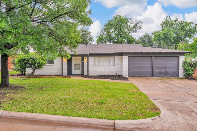 5229 Cockrell Avenue, Fort Worth, TX 76133