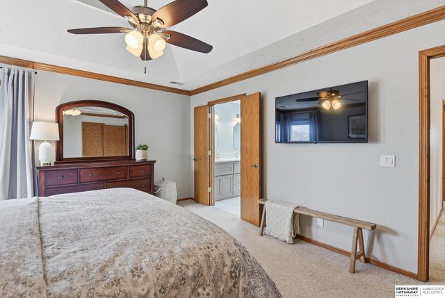 1006 Tekamah Lane, Papillion, NE 68046