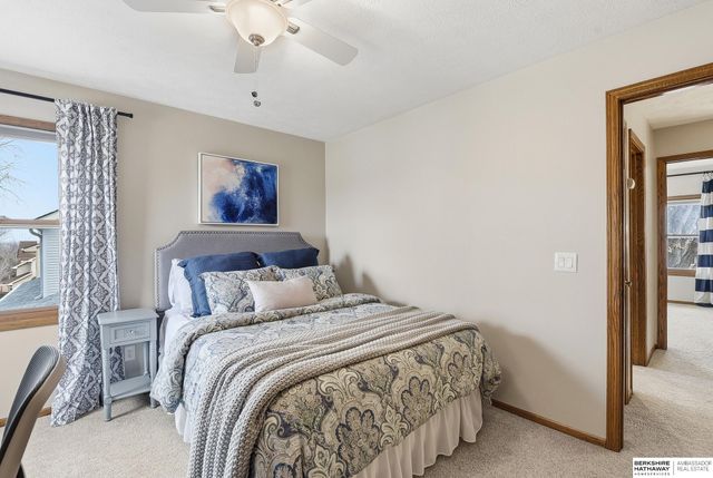 1006 Tekamah Lane, Papillion, NE 68046