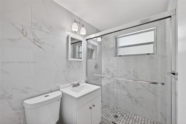 807 SW 26th Ct, Fort Lauderdale, FL 33315