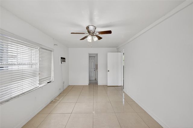 807 SW 26th Ct, Fort Lauderdale, FL 33315