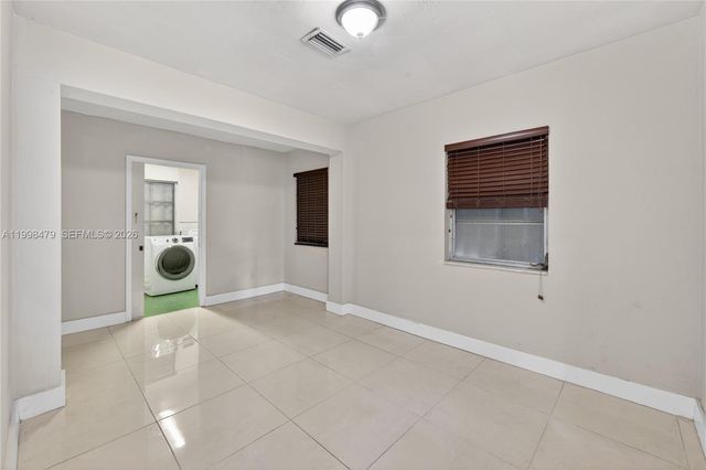 807 SW 26th Ct, Fort Lauderdale, FL 33315