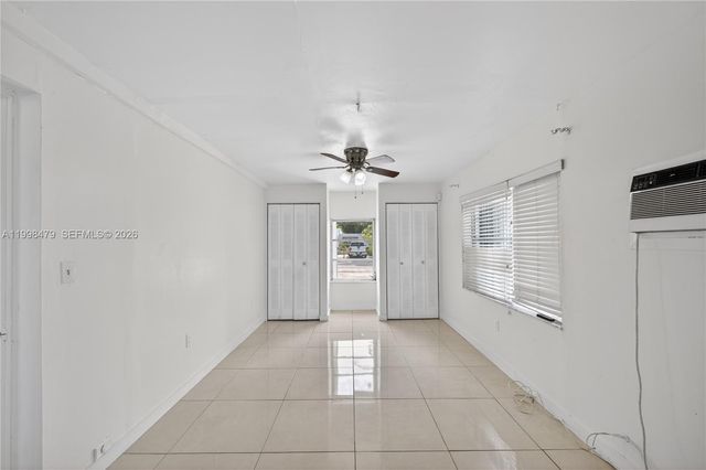 807 SW 26th Ct, Fort Lauderdale, FL 33315