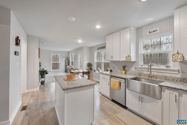 1035 LOVING RD, Keswick, VA 22942