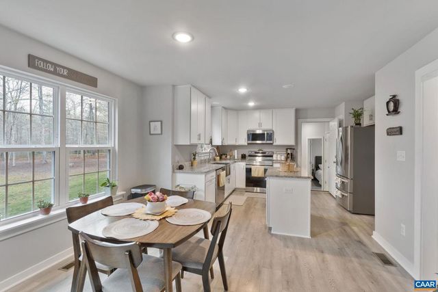 1035 LOVING RD, Keswick, VA 22942