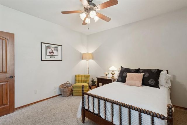 1017 Justin Drive, Yukon, OK 73099