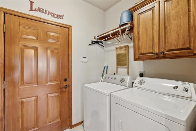 1017 Justin Drive, Yukon, OK 73099