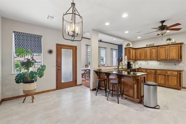 1017 Justin Drive, Yukon, OK 73099