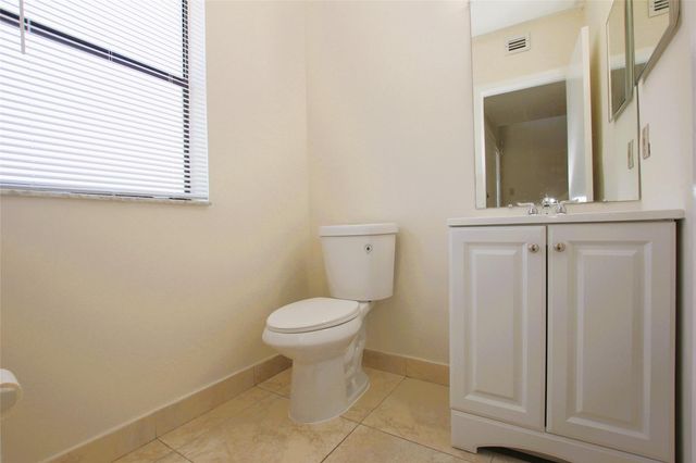 5200 NW 31st Avenue 98, Fort Lauderdale, FL 33309