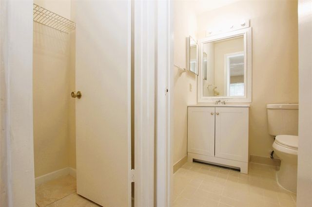 5200 NW 31st Avenue 98, Fort Lauderdale, FL 33309