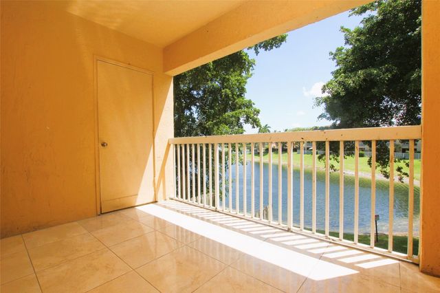 5200 NW 31st Avenue 98, Fort Lauderdale, FL 33309