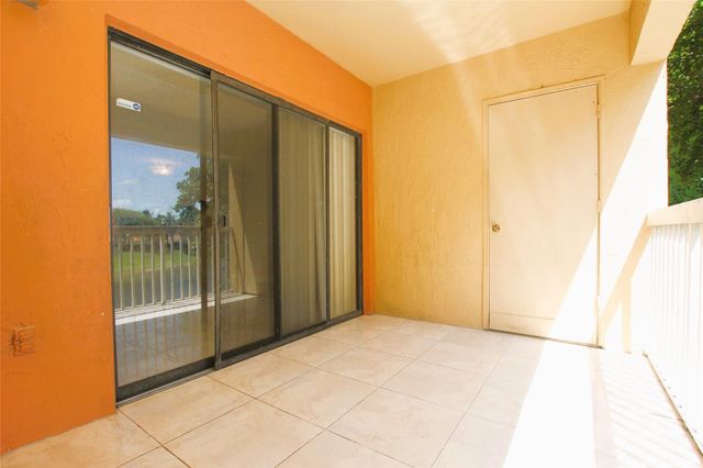 5200 NW 31st Avenue 98, Fort Lauderdale, FL 33309