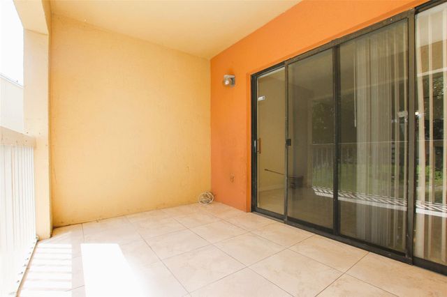 5200 NW 31st Avenue 98, Fort Lauderdale, FL 33309