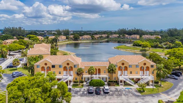 5200 NW 31st Avenue 98, Fort Lauderdale, FL 33309