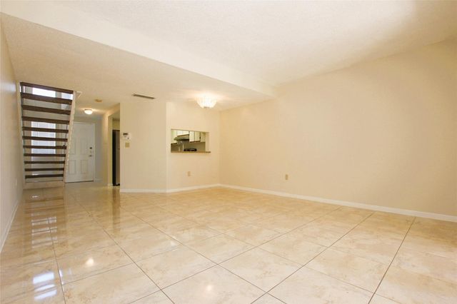 5200 NW 31st Avenue 98, Fort Lauderdale, FL 33309