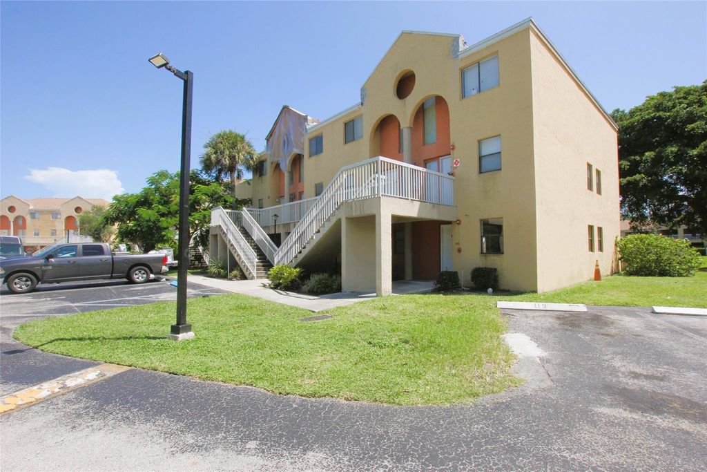 5200 NW 31st Avenue 98, Fort Lauderdale, FL 33309