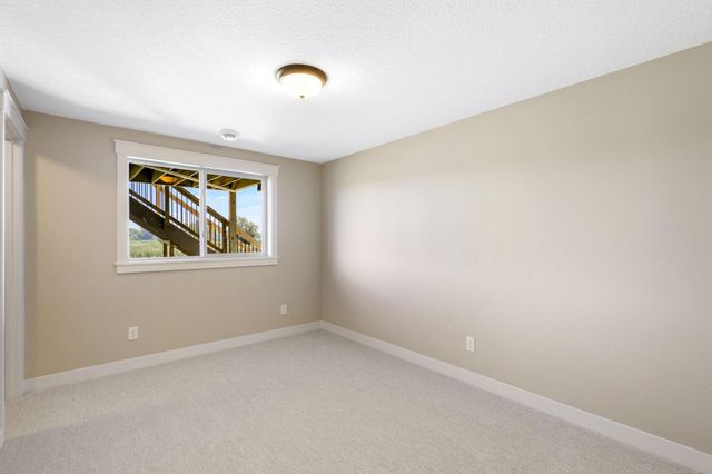 4350 159th Avenue NE, Ham Lake, MN 55304