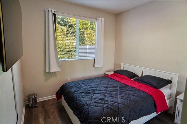 15605 W Lilli Way, Van Nuys (los Angeles), CA 91406