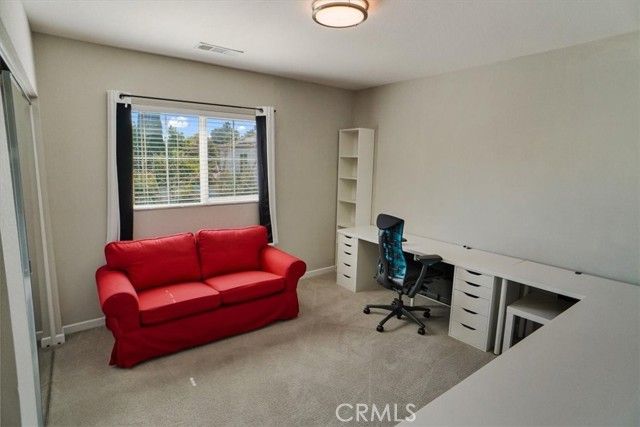 15605 W Lilli Way, Van Nuys (los Angeles), CA 91406