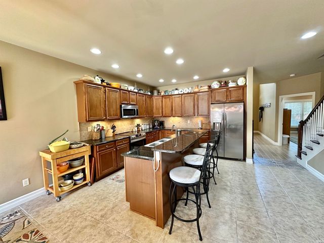 6182 Glenview Drive, Newburgh, IN 47630