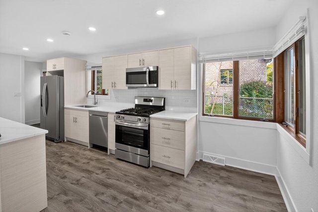 1214 Illinois STREET, Racine, WI 53405