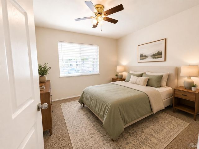1913 Southwood Dr, Vacaville, CA 95687