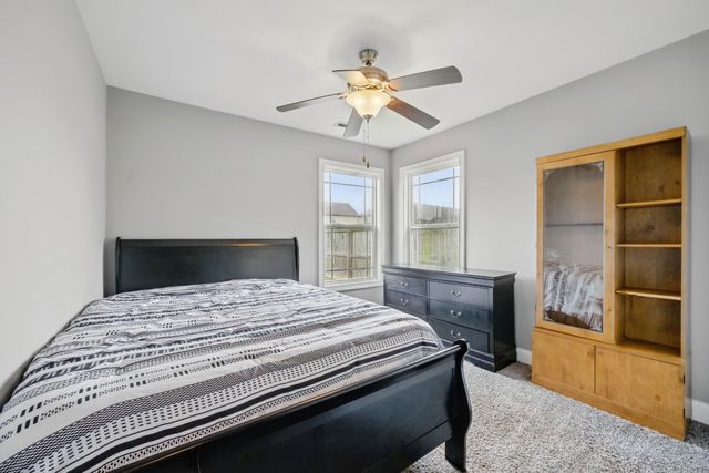 1284 Winterset Dr, Clarksville, TN 37040