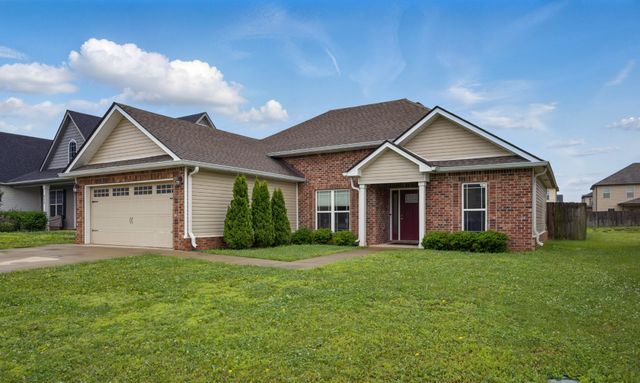 1284 Winterset Dr, Clarksville, TN 37040