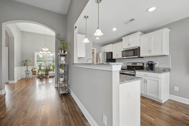 1284 Winterset Dr, Clarksville, TN 37040
