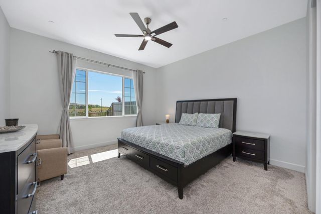 3265 Parkland Ct, Folsom, CA 95630