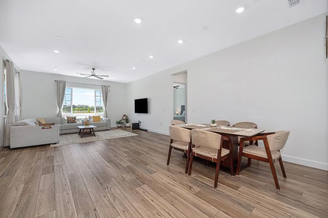 3265 Parkland Ct, Folsom, CA 95630