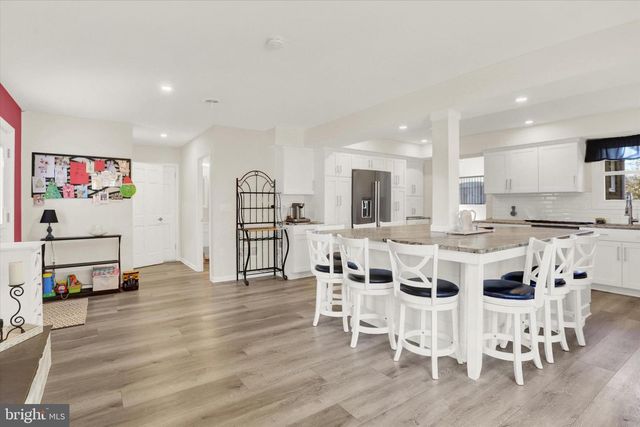 1421 EARLYS MILL RD, Palmyra, PA 17078