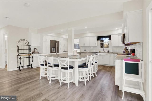 1421 EARLYS MILL RD, Palmyra, PA 17078