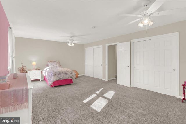 1421 EARLYS MILL RD, Palmyra, PA 17078