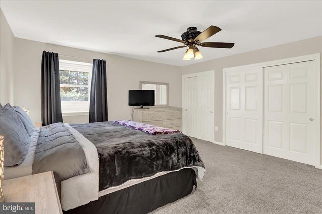 1421 EARLYS MILL RD, Palmyra, PA 17078