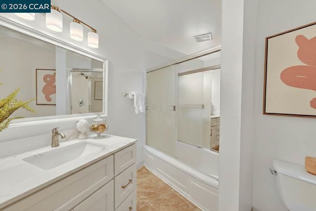 1743 Carmel Dr 17, Walnut Creek, CA 94596