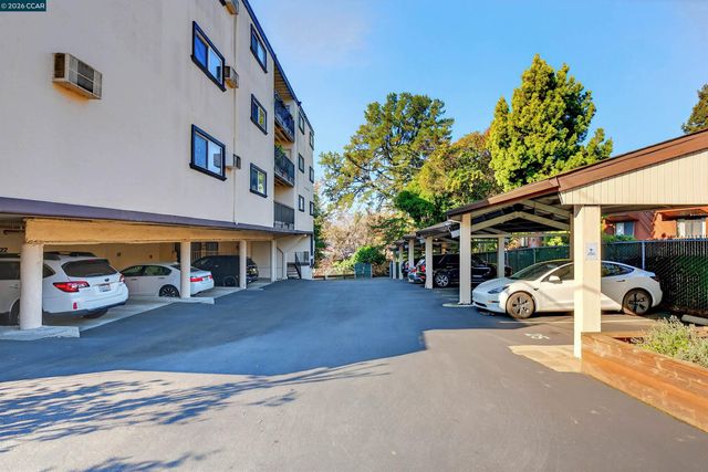 1743 Carmel Dr 17, Walnut Creek, CA 94596