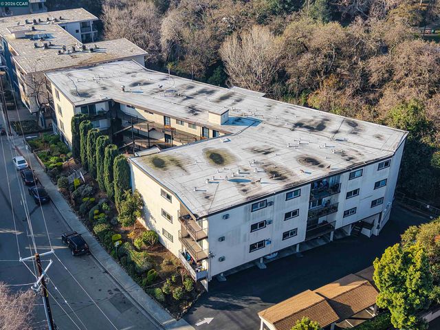 1743 Carmel Dr 17, Walnut Creek, CA 94596