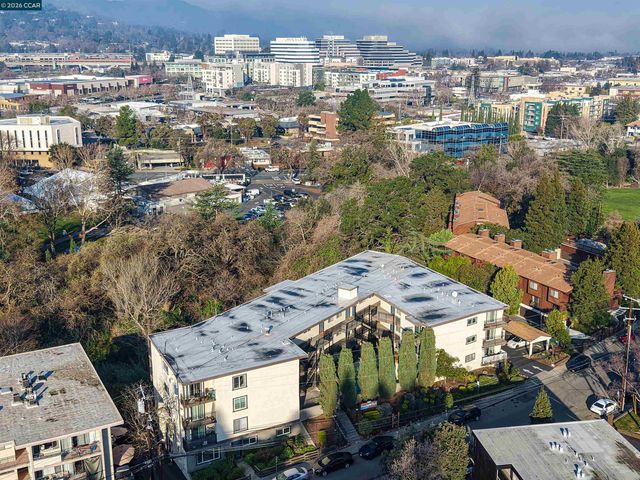 1743 Carmel Dr 17, Walnut Creek, CA 94596