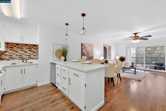 1743 Carmel Dr 17, Walnut Creek, CA 94596